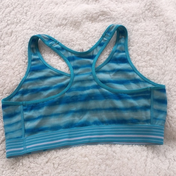 Under Armour sports bra size medium/large blue and white gym sports bra workout‌ - Picture 6 of 6